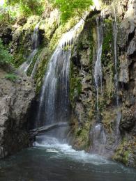 Vodopády Ngare Sero leží jen kousek od jezera Natron