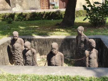Zanzibar byl dlouho nechvalně známý obchodem s otroky