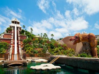 Siam Park nabízí řadu velkolepých vodních atrakcí 