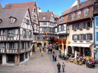 Město Colmar si i nadále uchovává nádech středověku 