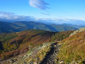 Pohled do kraje na pohoří ležící na pomezí Alsaska a Lotrinska