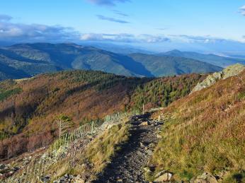 Pohled do kraje na pohoří ležící na pomezí Alsaska a&nbsp;Lotrinska