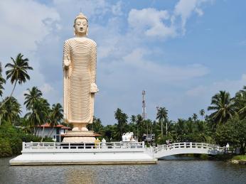 Památník tsunami na jihu Srí Lanky připomíná jednu z největších katastrof