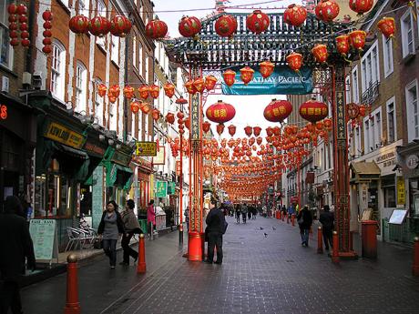 Zajímavou částí londýnské čtvrti Soho je Chinatown