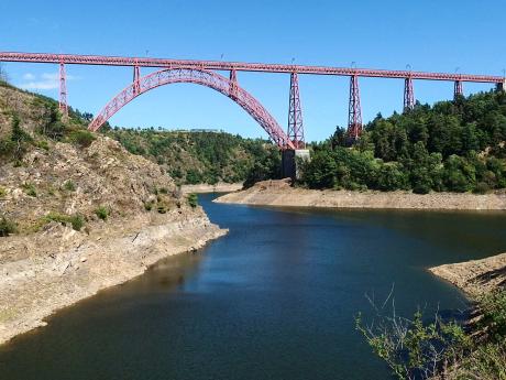 Viadukt Garabit - železniční most z dílny Gustava Eiffela