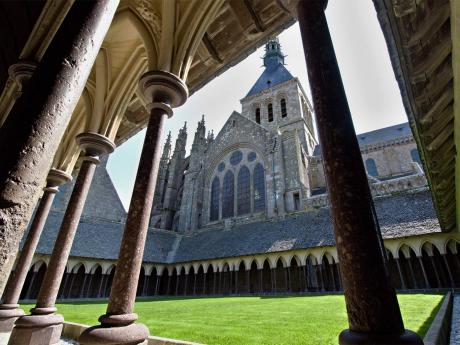 Klášterní zahrada v opatství Mont Saint-Michel