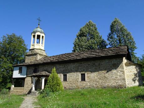 Kostelík ve vesničce Boženci