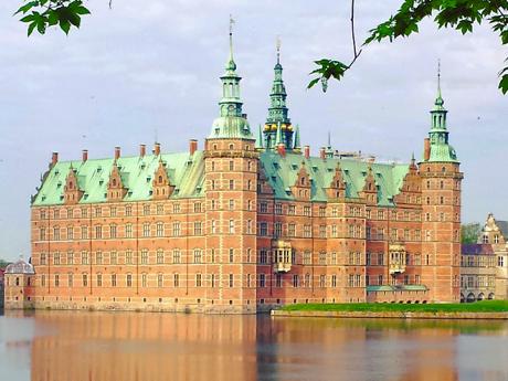 Frederiksborg sloužil jako dánské královské sídlo