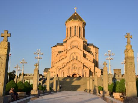 Moderní katedrála Svaté trojice v Tbilisi