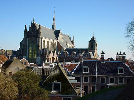 Kostel Hooglandse v Leidenu