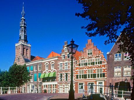 Středověká architektura Leidenu