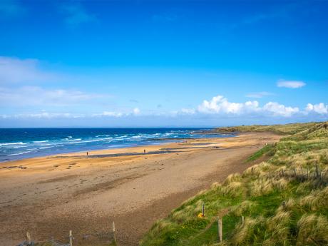 Fanore Beach je rozsáhlá pláž v oblasti The Burren
