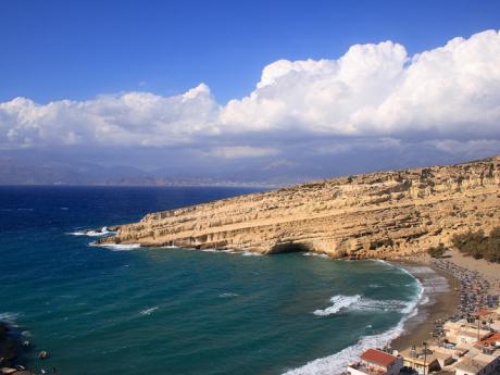 Turistické letovisko Matala na Krétě