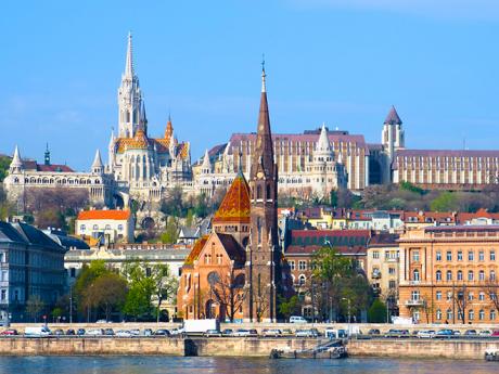 Hradní vrch je ozdobou města Budapešť