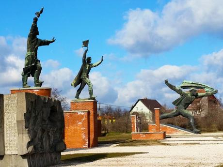 Památníky z komunistické éry v maďarském Parku soch