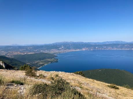 NP Galičica se rozprostírá mezi břehy Ohridského a Prespanského jezera
