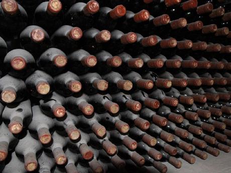 Sbírka archivního vína ve sklepech Cricova
