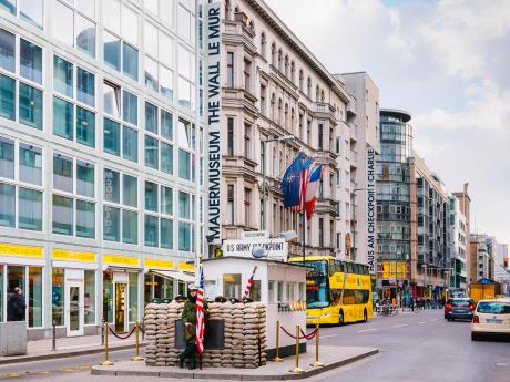 Muzeum Berlínské zdi u Checkpoint Charlie přibližuje časy rozděleného Berlína