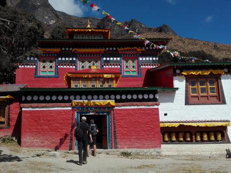 Klášter v Khumjungu ukrývá údajný Yetiho skalp