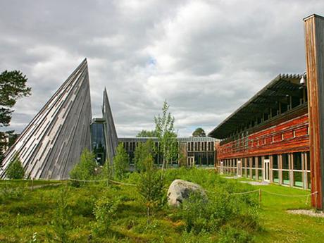 Budova sámského parlamentu v Karasjoku