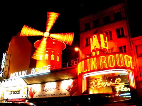 Pařížský Moulin Rouge byl oblíbeným cílem návštěv pařížské smetánky