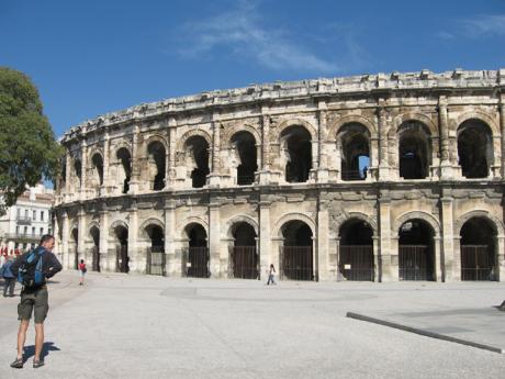 Nîmes