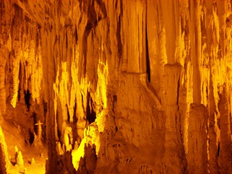 Jeskyně Perama - jedna z největších jeskyň v Řecku