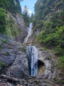 Vodopád Cascada Duruitoarea v pohoří Ceahlău