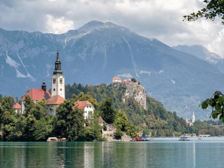 Bled – ostrov a hrad nad jezerem