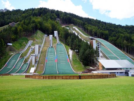 Slovinská Planica je neodmyslitelně spojená s lety na lyžích