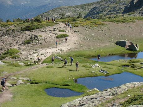 Trek v NP Sierra de Guadarrama nabízí rozmanitý terén a krajinu