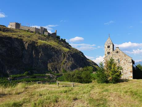 Zřícenina biskupského hradu Tourbillon v Sionu
