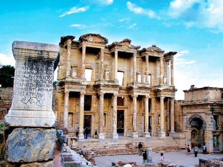 K nejzachovalejším antickým městům na světě patří i Efes