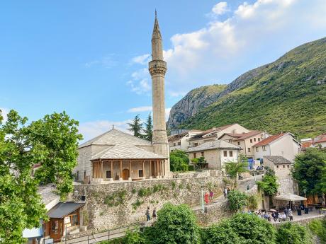Mešita Nezir-agina džamija v Mostaru