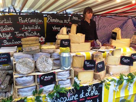 Typickou součástí auvergnské kuchyně je sýr mnoha druhů