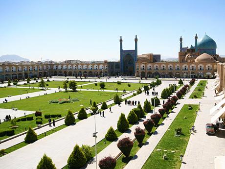 Centrum města Isfahán tvoří impozantní Imámovo náměstí