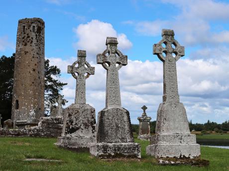 Keltské kříže typické pro Irsko