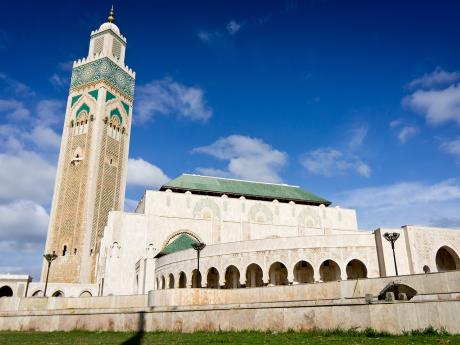 Minaret mešity Hassana II. v Casablance je vysoký 210 metrů
