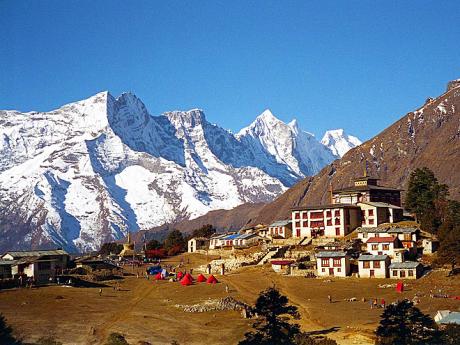 Tengboche je významný buddhistický klášter na Everest treku