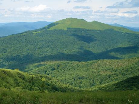 Výhledy na krajinu NP Bieszczady z poloniny Caryńska