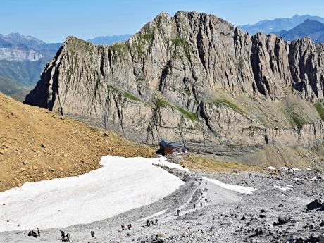 Výstup od chaty Góriz k vrcholu Monte Perdido 
