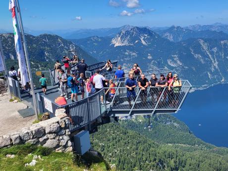 Vyhlídka Pět prstů se nachází ve výšce 2 100 m n. m