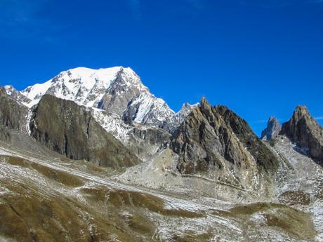 Horské sedlo Col de la Seigne poskytuje dechberoucí výhledy