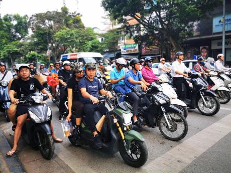Doprava ve Vietnamu může být pro našince někdy hodně chaotická