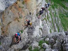 Úsměvy i soustředěnost na ferratě Alpenvereinssteig